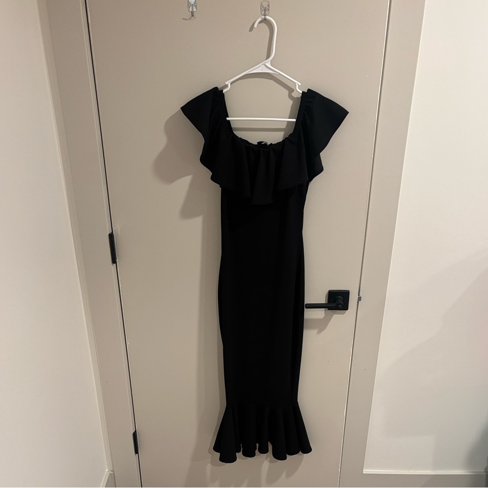 Elegant Black Off-Shoulder Dress